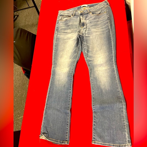 Flare bottom jeans - Picture 1 of 3